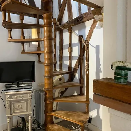 Les 4 Lions Duplex Chic Et Charme Apartmán Honfleur
