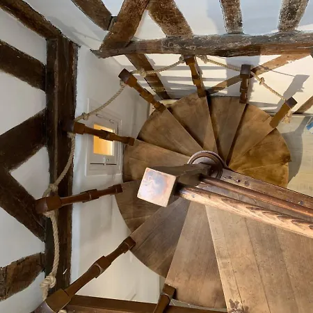 Les 4 Lions Duplex Chic Et Charme Apartmán Honfleur